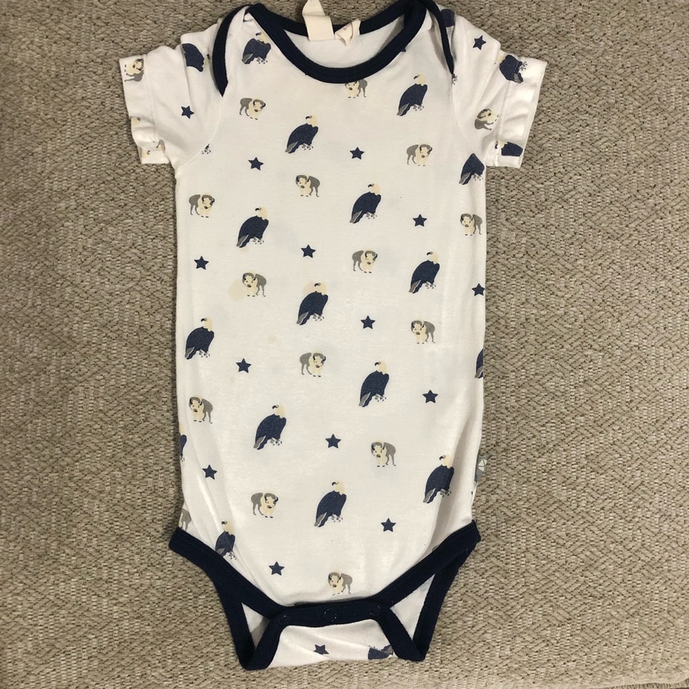 Kyte BABY Bodysuit in America print